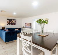 Large Executive and Family Home - Flinders View - Tourism TAS