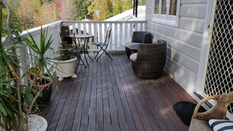 Laurel House - Hobart Tourism 1