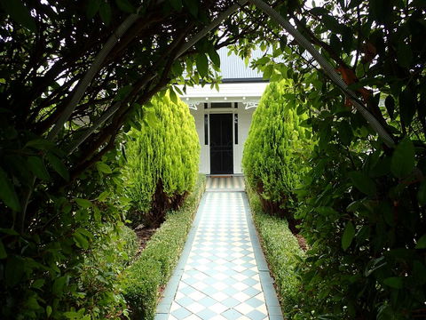 Lauristina Guest House - Hobart Tourism 1
