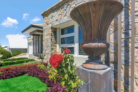 Lavender Manor BnB - Tourism TAS 0