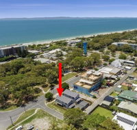 LAVISH BEACH HOUSE ON THE SURF SIDE - Tourism TAS