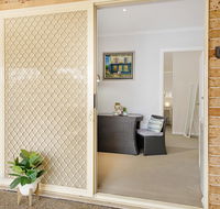 Laze Dayz at Lighthouse - studio with shared pool - Hobart Tourism