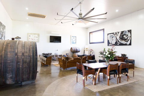 Lazy River Estate Boat House Villa - Hobart Tourism 0