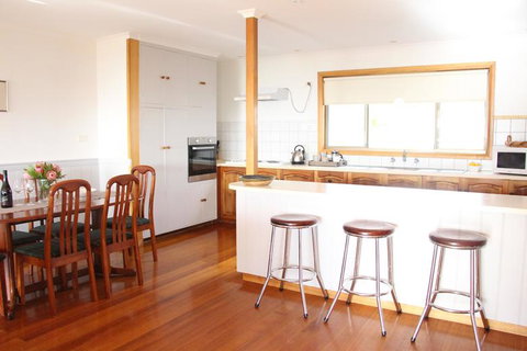 Lazy Wave Beach House - Tourism TAS 2