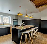 Le Chalets - Tourism TAS