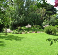 Leafield Cottages - Hobart Tourism