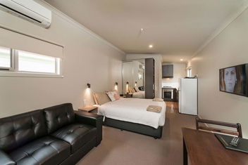 Leisure Ville Holiday Centre with Tourism TAS