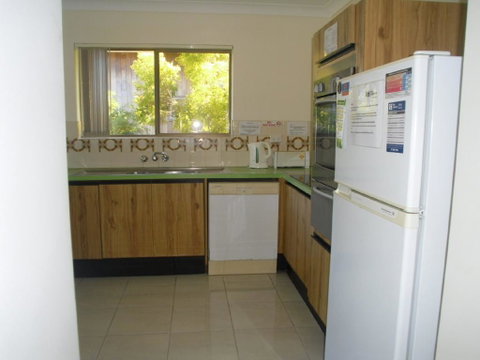 Light, Airy 1st Floor Unit - Marbrin Close, Bellara - Tourism TAS 1
