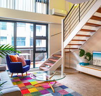 Light-filled loft best location in Sydney - Tourism TAS