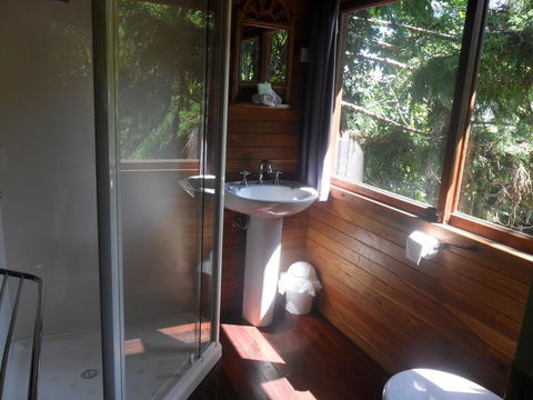 Lillypilly Cottage - Hobart Tourism 0