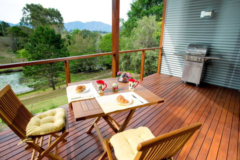 Lilypad Luxury Cabins - Hobart Tourism 1