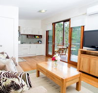 Lilypad Luxury Cabins - Hobart Tourism