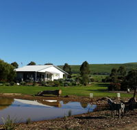 Linger Longer Cottages - Hobart Tourism