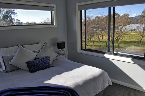 Lusso KV - Tourism TAS 3