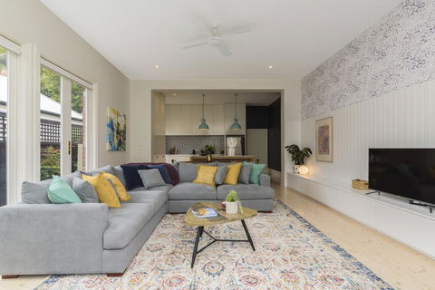 Luxe In Elwood - Tourism TAS 1