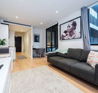 Luxury 1 Bed unit BEST LOCATION IN SOUTH YARRA