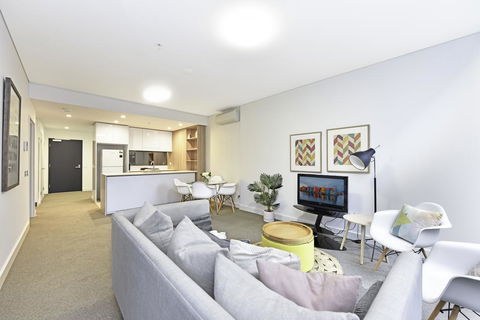 Luxury 1 Bedroom + 1 Study With 1 Parking - Hobart Tourism 0