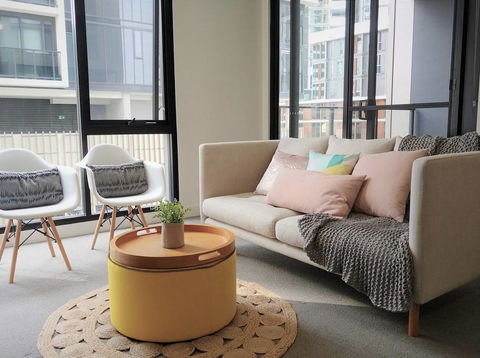 Luxury 1 Bedroom + 1 Study With 1 Parking - Hobart Tourism 1