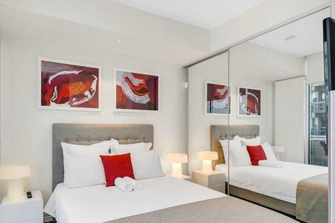 Luxury 2 Bdrm In Watson At Walkerville With Balcony, FREE Carpark, Near Adelaide CBD - Hobart Tourism 3