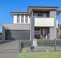Luxury Brand New Home - Hobart Tourism