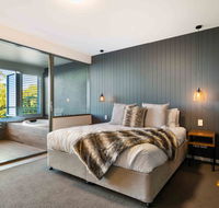 Luxury Spa Retreat with Ocean and Hinterland Views - Hobart Tourism