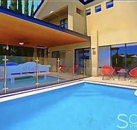 LUXURY VILLA W POOL  SPAS - Tourism TAS