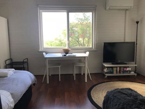 M106 Holiday Apartment In The City - Tourism TAS 2