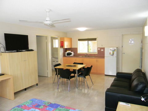 Mackay Apartments The Rover - Tourism TAS 3