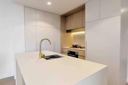 Macquarie Park 2beds 2 Bath 400m To Station, Free WIFI, Parking, Netflix - Hobart Tourism 1