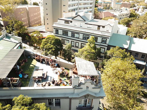 Mad Monkey Backpackers Bayswater - Tourism TAS 0