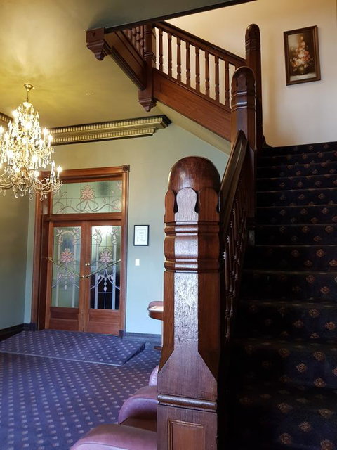 Madden's Commercial Hotel - Tourism TAS 3