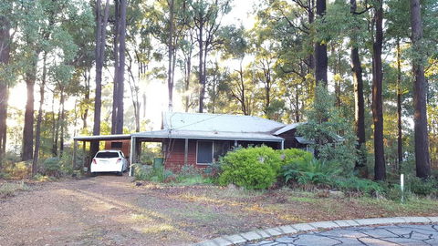 Magic Bush Hideaway 2 Azalea Court - Hobart Tourism 0
