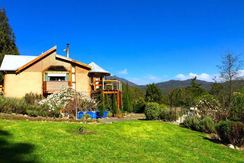 MAGICAL MOUNTAIN RETREAT - 20 Mins To CBD And Only 10 To MONA! - Tourism TAS 2