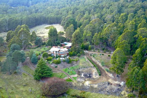 MAGICAL MOUNTAIN RETREAT - 20 Mins To CBD And Only 10 To MONA! - Tourism TAS 1