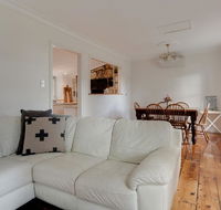 Magnetic Cottage circa 1850's - Hobart Tourism