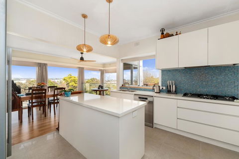Maison On Morven - Hobart Tourism 0