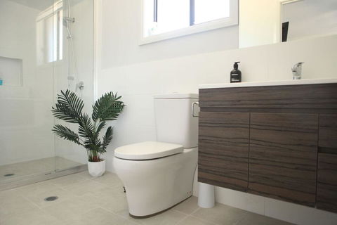Mala Retreat Chardonnay Studio Immaculate And Comfortable - Hobart Tourism 1