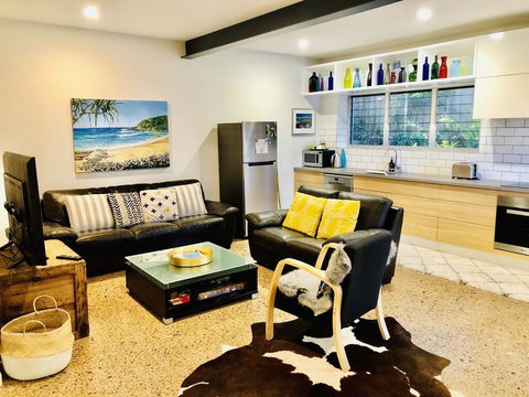 Malibu Apartment - Peregian Beach - Hobart Tourism 1