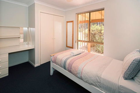 Mansfield Retreat - Hobart Tourism 3