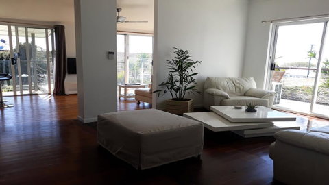 Maple Villa - Tourism TAS 3
