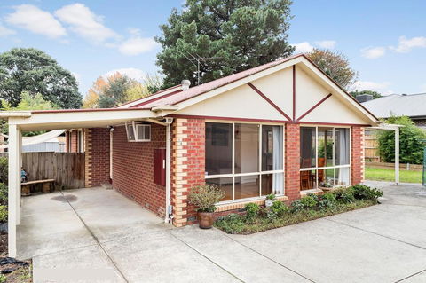 Maroondah 3 Bedroom House In Kilsyth - Hobart Tourism 0