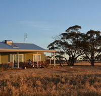Mary's Farm Cottages - Hobart Tourism