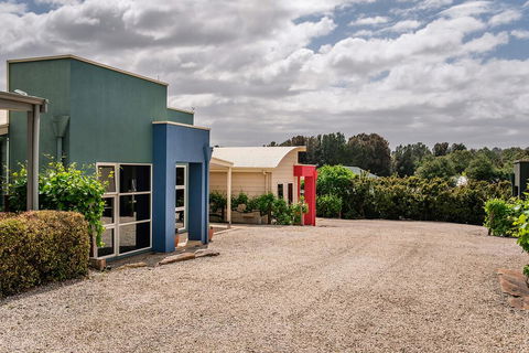Mclaren Vale Studio Apartments - Hobart Tourism 2