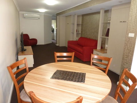 McNevins Tamworth Motel - Tourism TAS 2