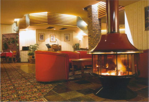 McNevins Warwick Motel - Tourism TAS 2