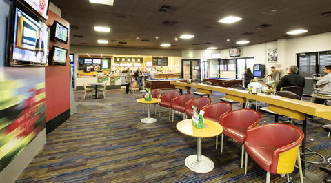 Meadow Inn Hotel-Motel - Tourism TAS 1