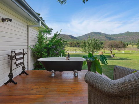 Meerea Country Estate Adjoining Wollombi National Park - Hobart Tourism 2