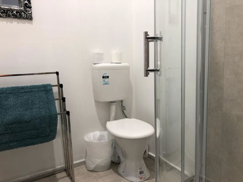Melbourne Short Stay - Caulfield Station, Monash Uni - Hobart Tourism 1