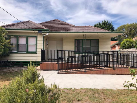 Melbourne Short Stay - Clayton Station, Monash Uni, Hospital - Hobart Tourism 0