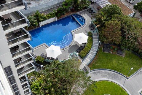 Meriton Suites Broadbeach - Tourism TAS 0